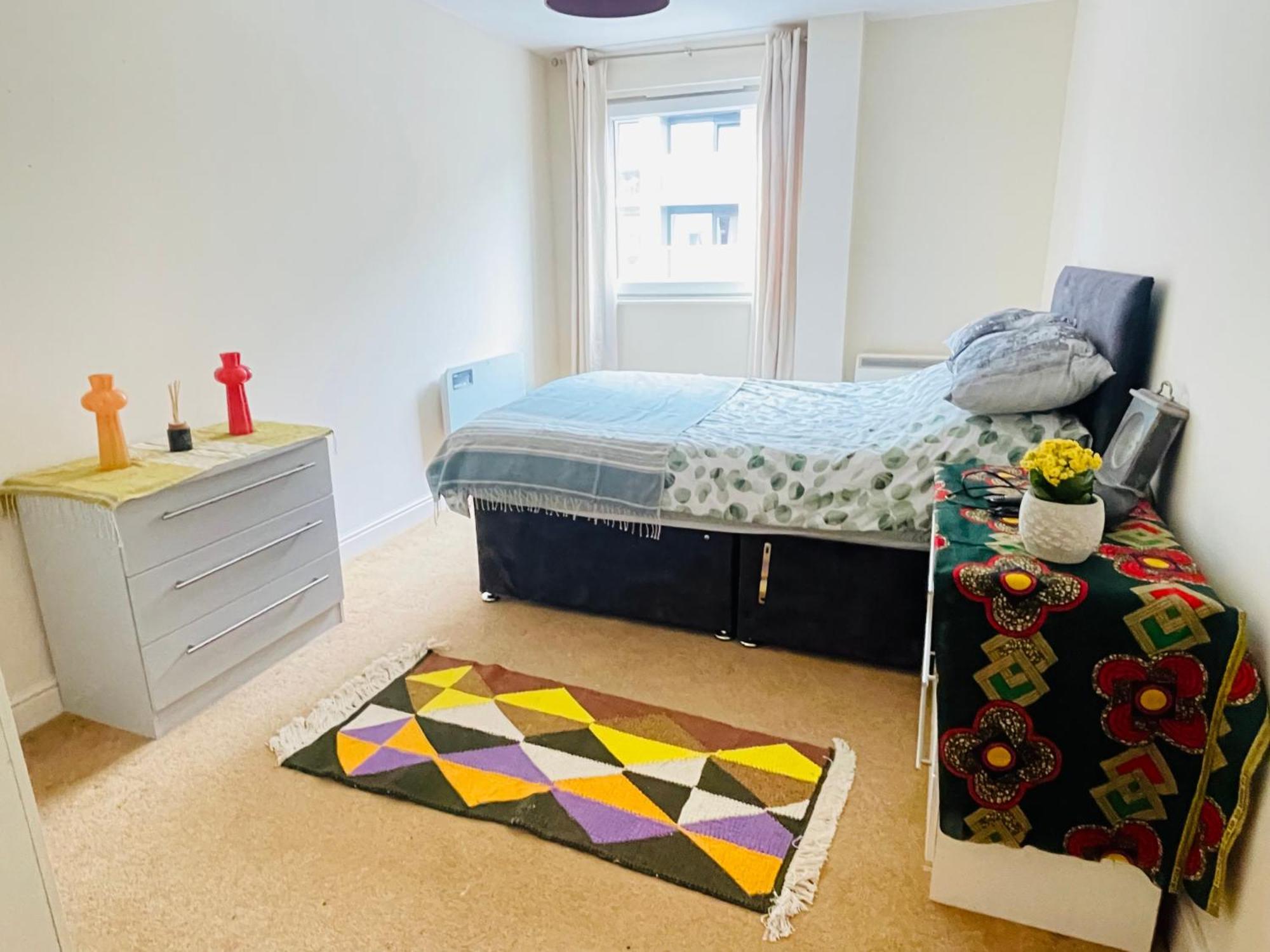 Bright Fun Relaxing Apartment In The Heart Of إبسوم المظهر الخارجي الصورة